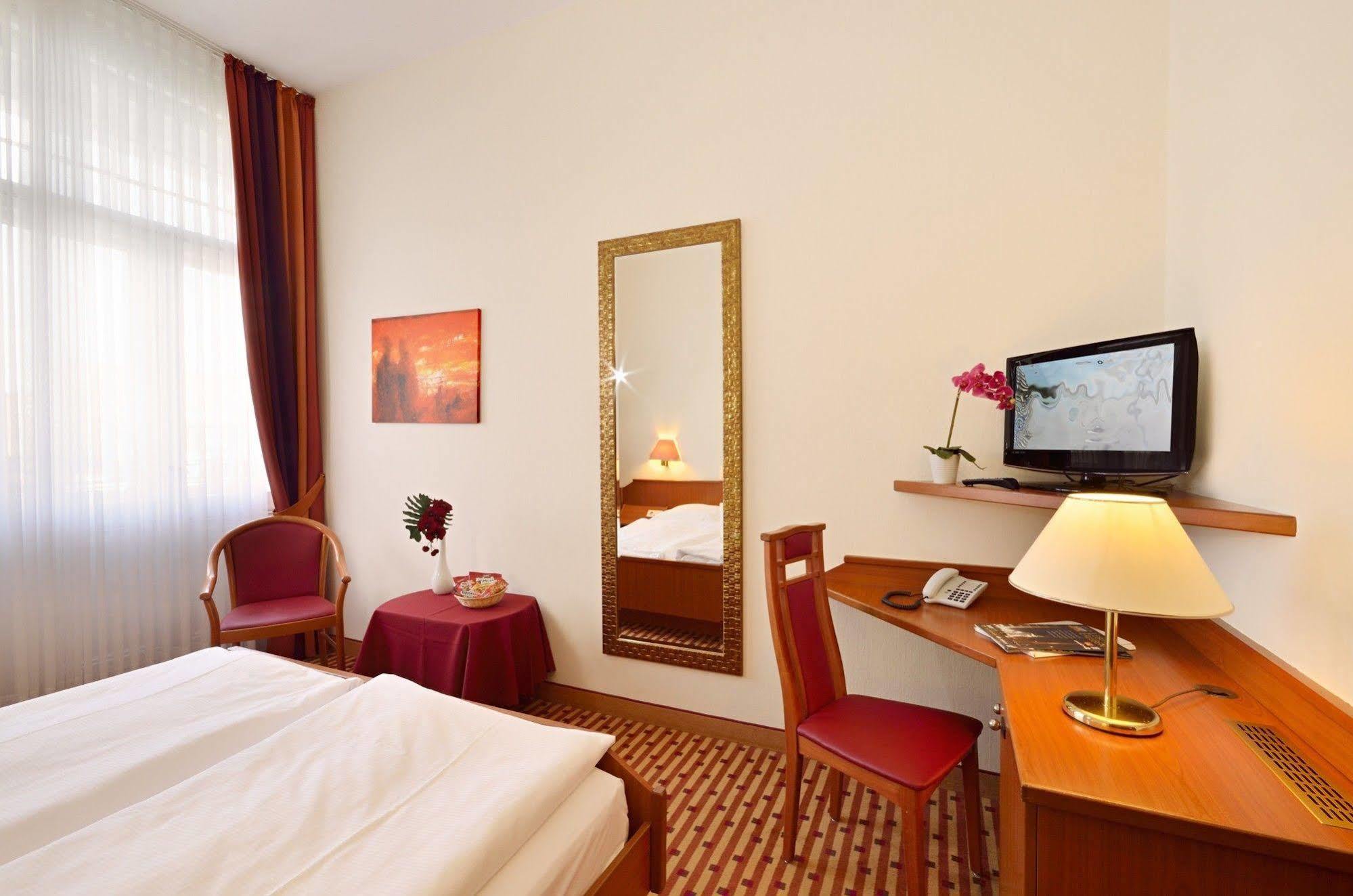 Hotel Schoeneberg Berlin Exterior photo